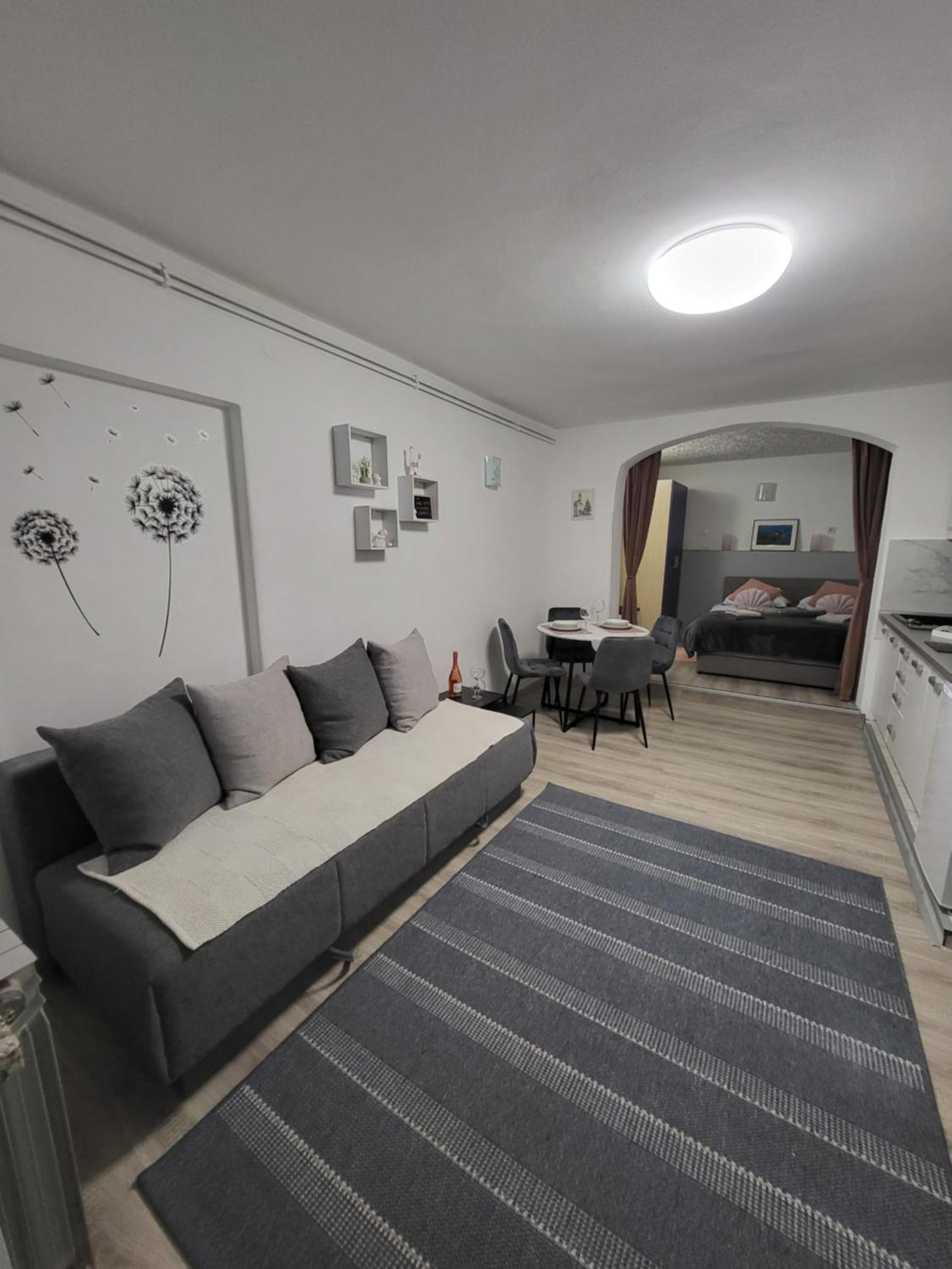 Katarina Apartment *